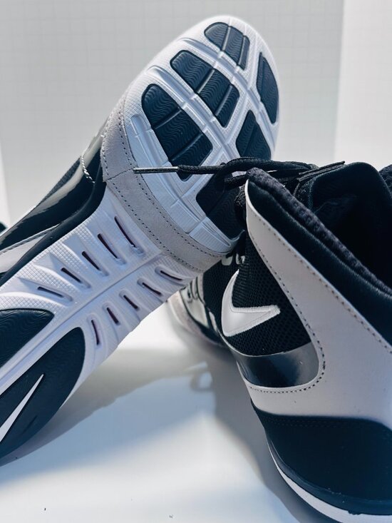 Nike Men’s Freek Wrestling shoes